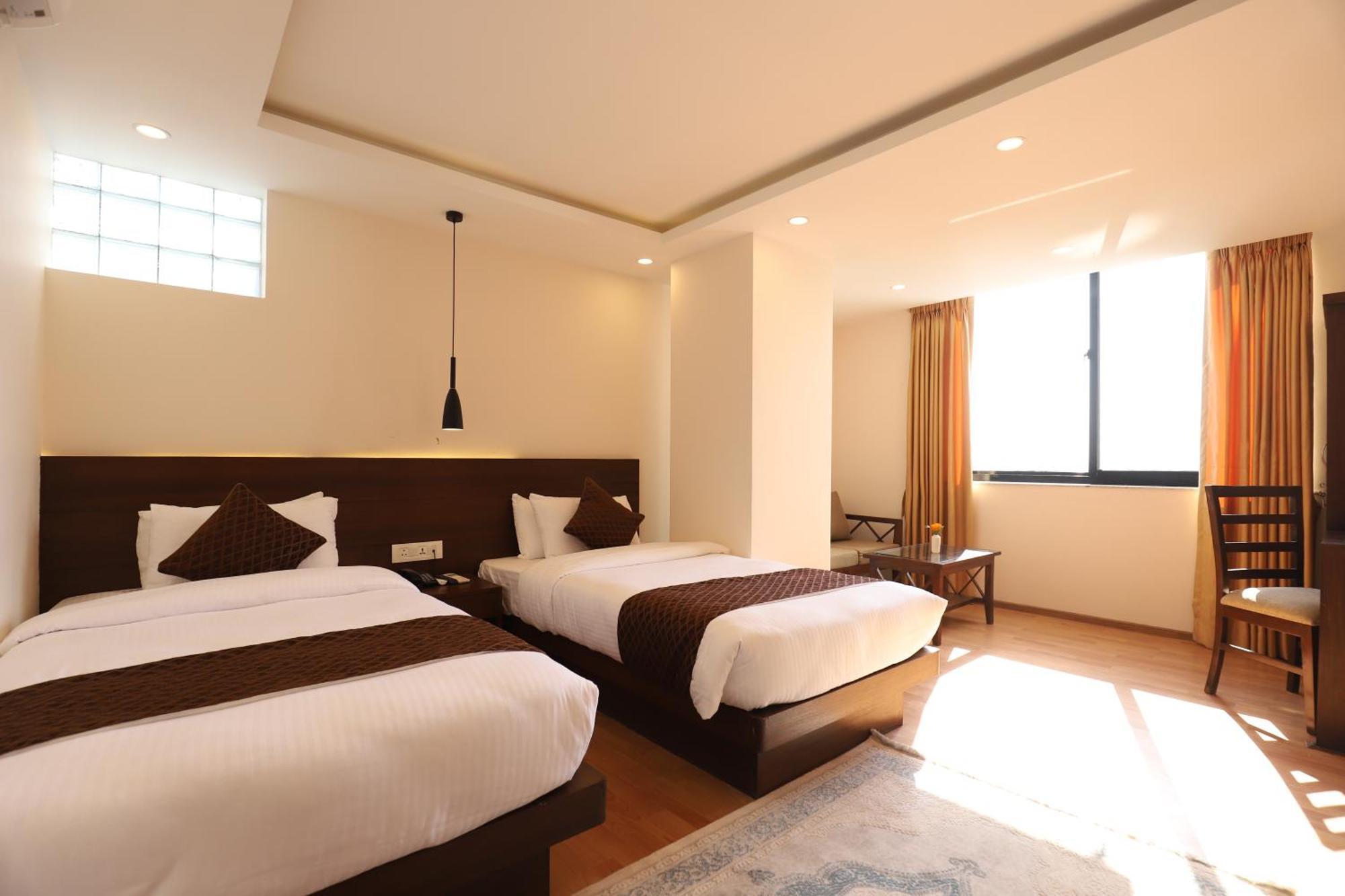 Apex Business Hotel - Airport كاتماندو المظهر الخارجي الصورة