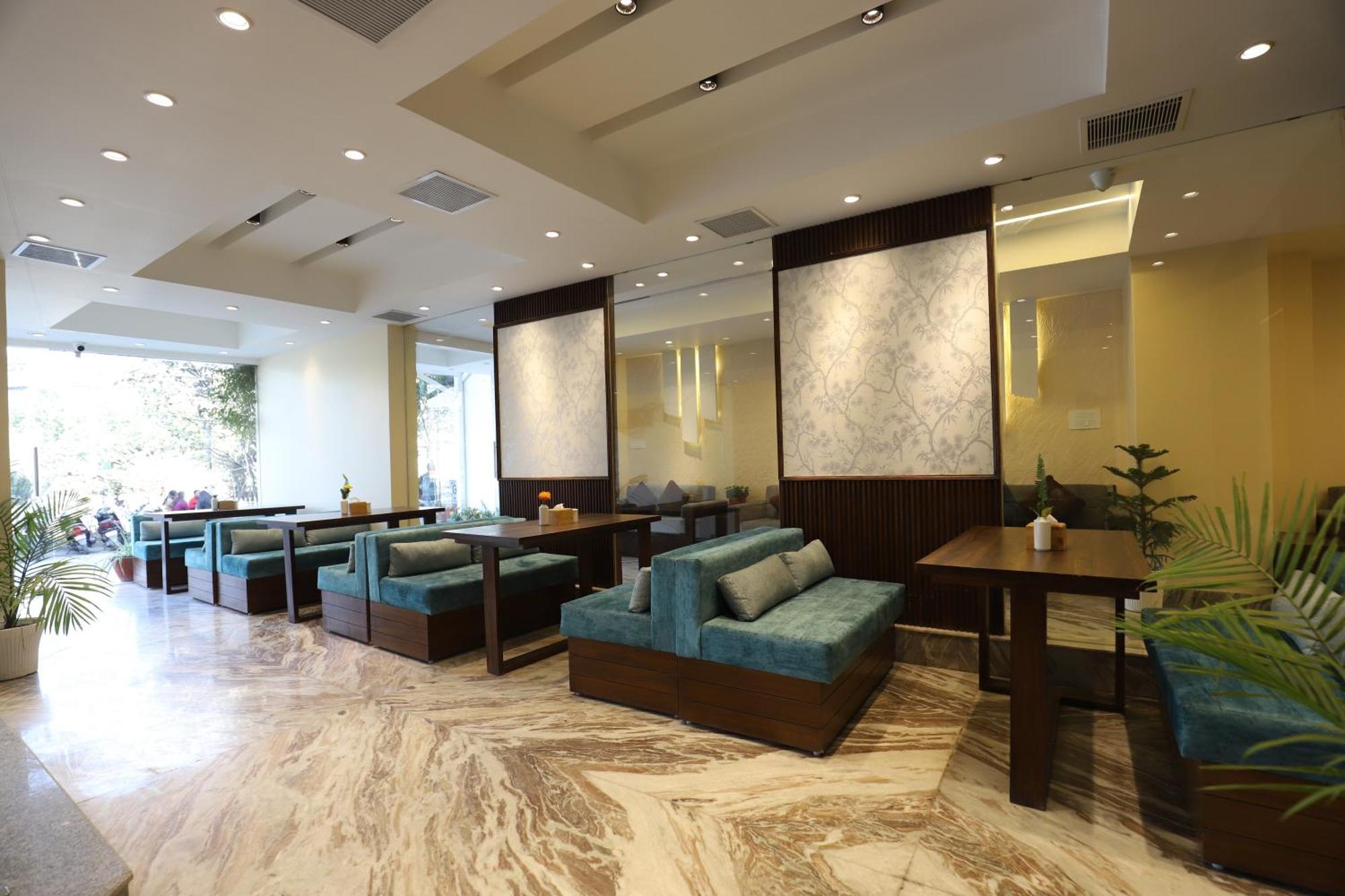 Apex Business Hotel - Airport كاتماندو المظهر الخارجي الصورة