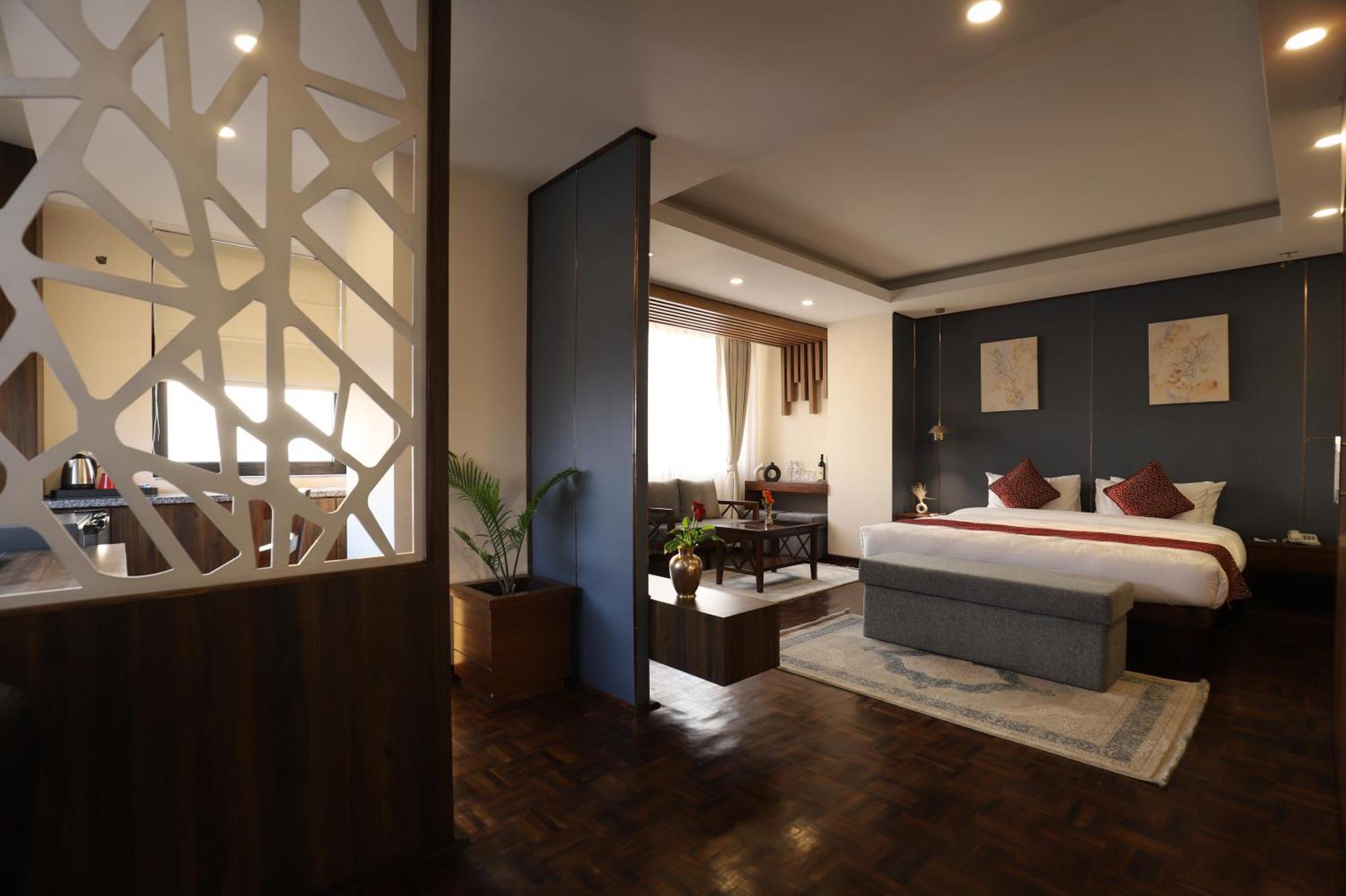 Apex Business Hotel - Airport كاتماندو المظهر الخارجي الصورة